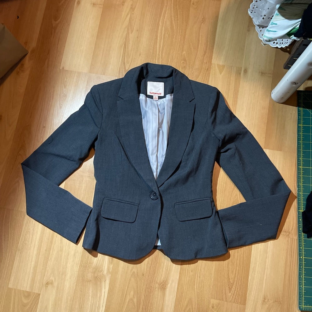 Grey business blazer